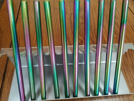 Goldfarbe Mehrfarbige Silberfarbe Verdunstungsvakuum Metallisierung Maschine für Kunststoffe