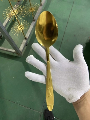 Professionelle automatische Goldfarbe PVD Vakuumbeschichtungsmaschine für Tischgeschirr Möbel Hardware