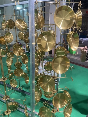Maschine zur Beschichtung mit PVD-Belag aus mehreren Bögen aus Titan-Gold / Vakuumausrüstung zur Beschichtung mit PVD-Belag aus Edelstahl aus Gold für Keramik