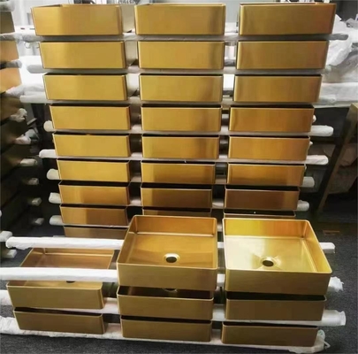 Metallisierungsausrüstung Mehrbogen-Sprühmaschine für Edelstahl/Hochwertige Vakuum-Pvd-Beschichtung