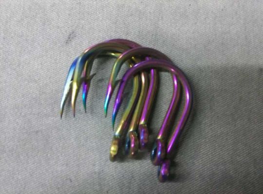 Full Auto Multi Arc Ion PVD Beschichtungsmaschine mit individuell gefertigter Vakuumkammer für Schmuck und Hardware