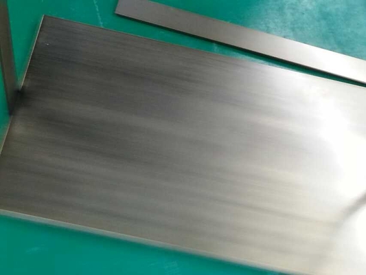 Hochleistungsmaschine für die Vakuummetallisierung von Kunststoffen