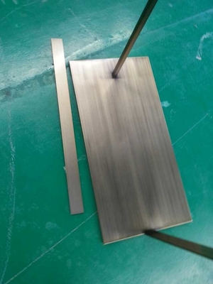 Hochleistungsmaschine für die Vakuummetallisierung von Kunststoffen