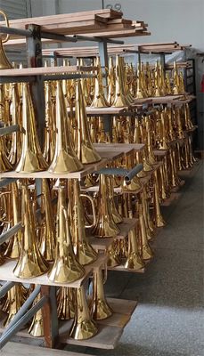 Hochenergieeffiziente Vakuumplattierung von Möbeln aus Edelstahl