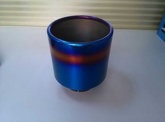 Maschine zur PVD-Beschichtung von Edelstahlblechen mit vertikaler Belastung