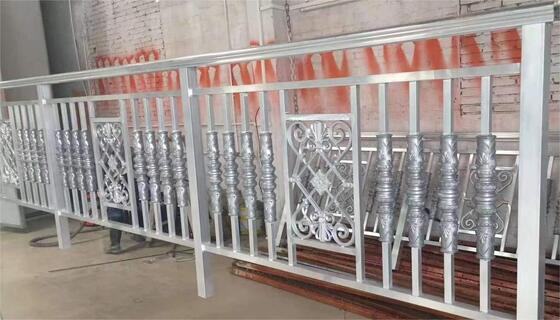 Maschine zur Vakuumbeschichtung mit starker Haftung und langlebiger Schutzfolie