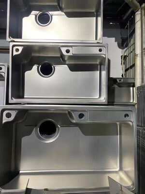 Hochglanz Silber PVD Vakuumbeschichtung Maschine mit Premium Spiegelveredelung und voller automatischer Steuerung