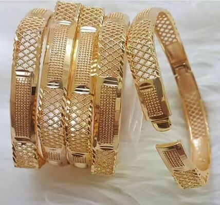 Kratzbeständige PVD-Beschichtungsmaschine mit hoher Produktionseffizienz und vollautomatischem Steuerungssystem für Schmuck