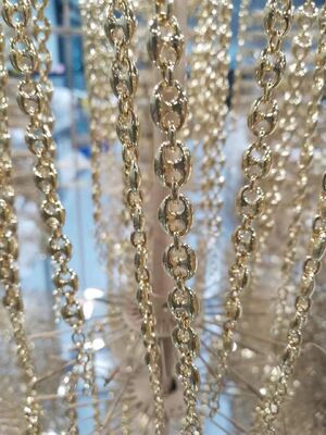 PVD-Beschichtungsmaschine mit kratzfesten Goldoberflächen und hocheffizienter Produktion für Schmuck und Zierrat