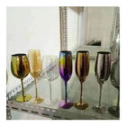 Mit hohem Ausschuss Beschichtungs-Ausrüstung des Foshan-Glaswein-Schalen-Vakuumpvd für Goldsilber-Regenbogen-Schwarz-Farbe