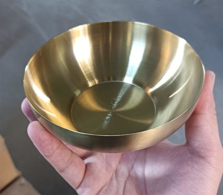 Ein guter Preis. Edelstahl-Hardware-Zubehör PVD-Goldbeschichtung Titannitridbeschichtungsmaschine Online